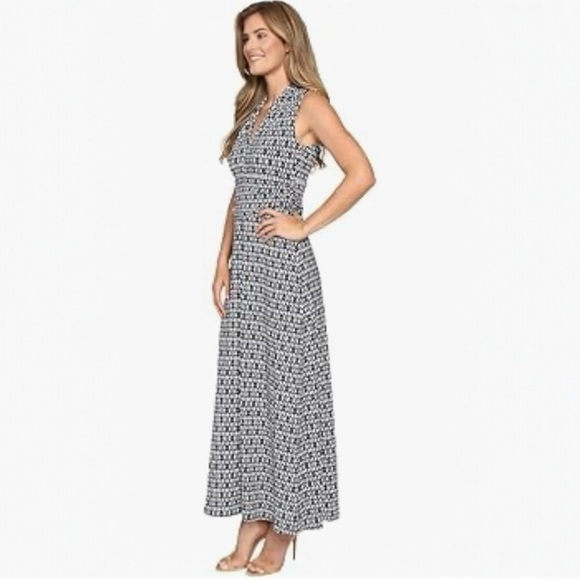 🌹VINCE CAMUTO GEOMETRIC PATTERN V NECKAXI DRESS - Picture 2 of 13